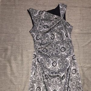 Maggy London Dress black and white print lace